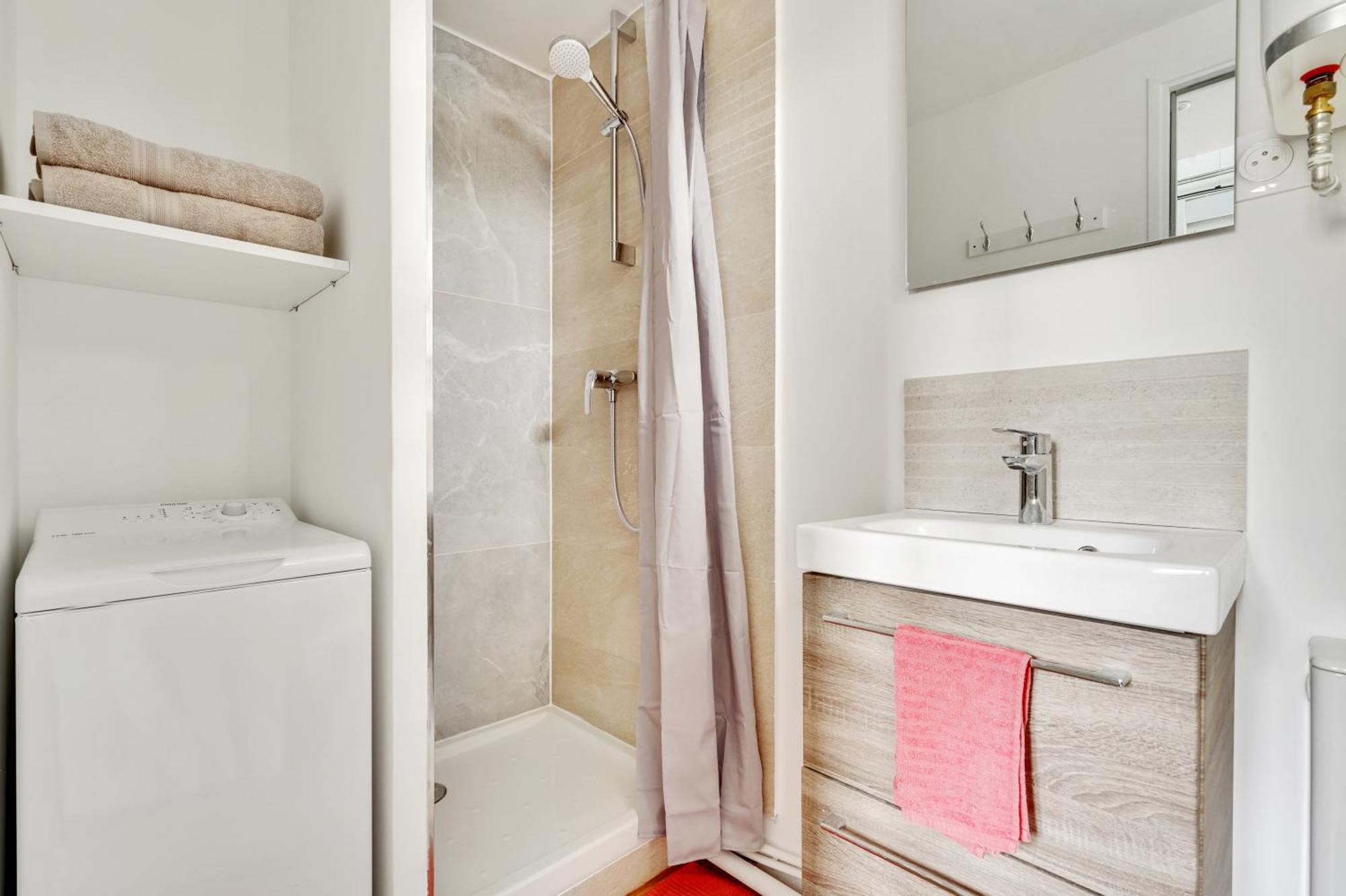 Studio Avec Mezzanine - Wifi - Proche Paris Монтрёй Экстерьер фото